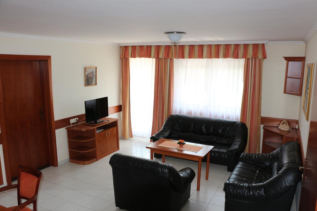 Fortuna Villa Hévíz Quarto foto